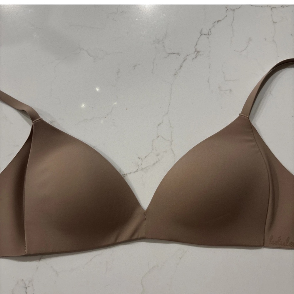 Lululemon Bra Take Shape Comfortable Wireless Beige Tan Light Brown Size 32C